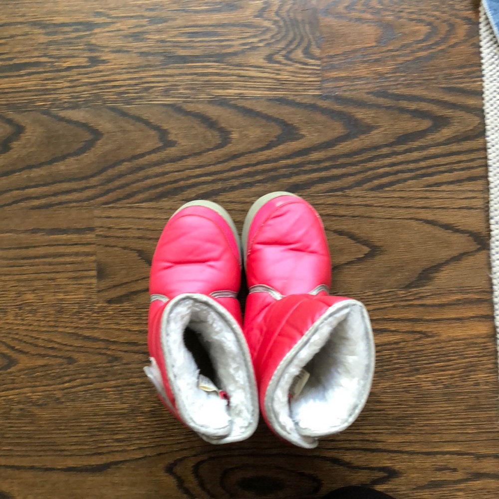 after ski boots/snow shoes